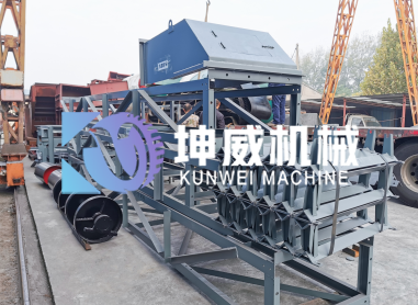 山東封閉式大傾角皮帶機(jī) 山東封閉式大傾角皮帶機(jī)