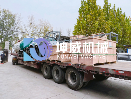 山東封閉式大傾角皮帶機(jī) 山東封閉式大傾角皮帶機(jī)